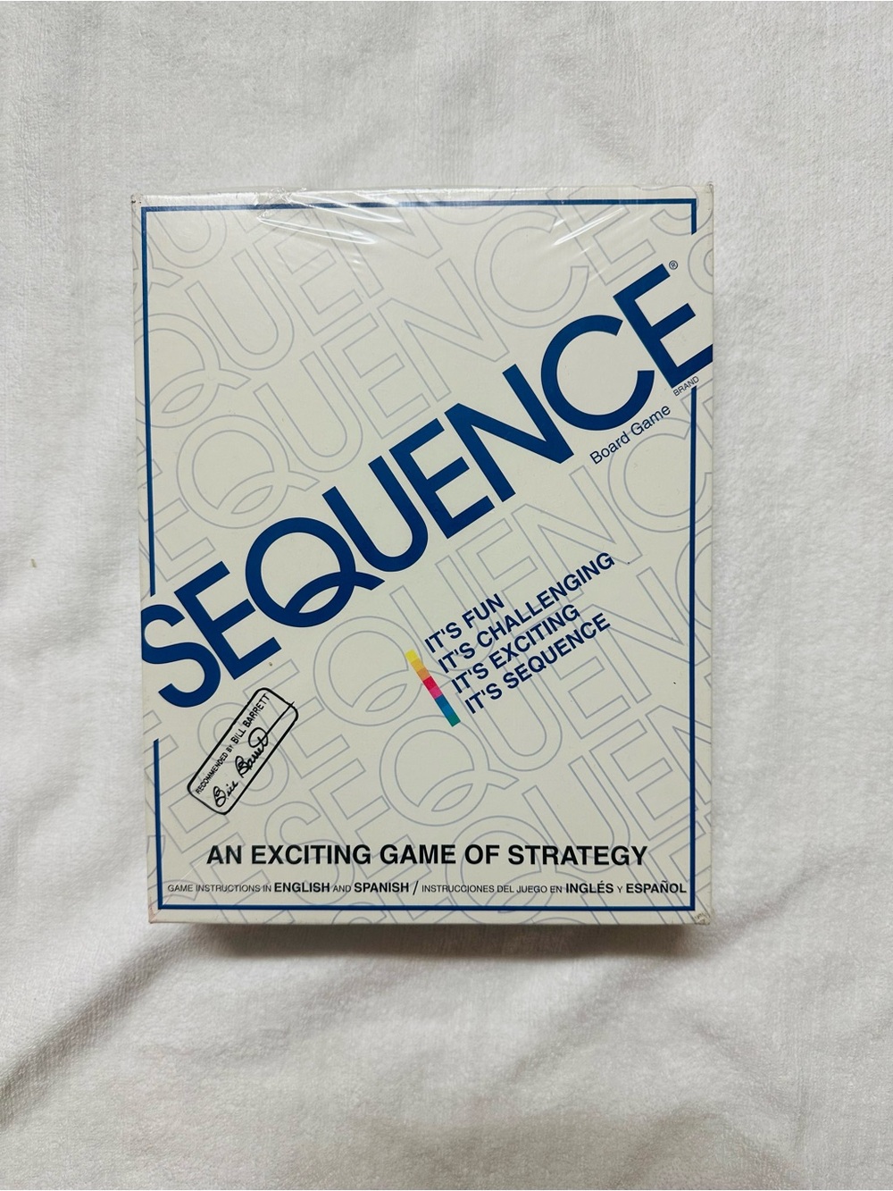 Board Game - Classic White and Blue Edition